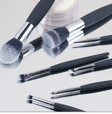 7 Pieces Luxury Travel Makeup Brush Set Easy Grip Durable Plastic Handle