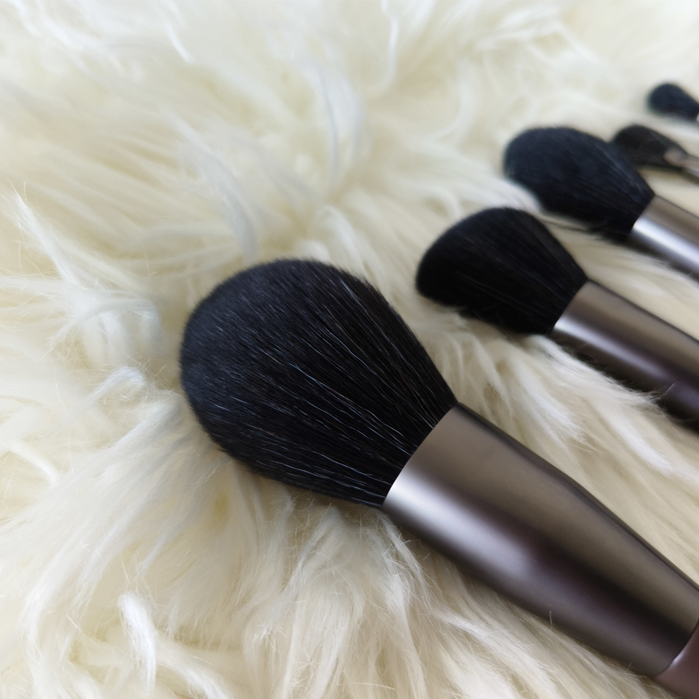 makeup brush set1.jpg